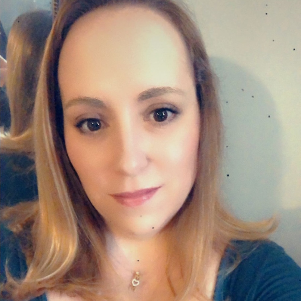 Meet your Posher, Cecily